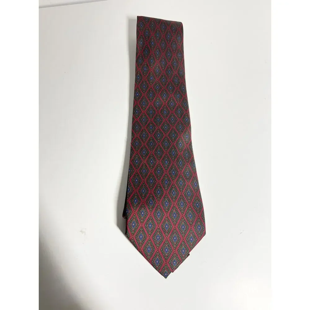 Gucci EUC Red Silk Diamond Print Horse Bit Chain Link Neckwear Tie Made in Italy